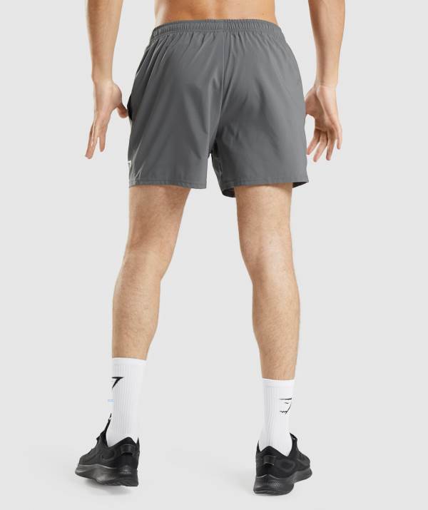 Panske Šortky Gymshark Arrival 5" Tmavo Siva | JA4680721